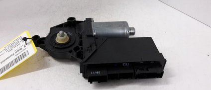 Audi A4 8EC B7 Bj.07 Fensterhebermotor hinten links 8E0959801A